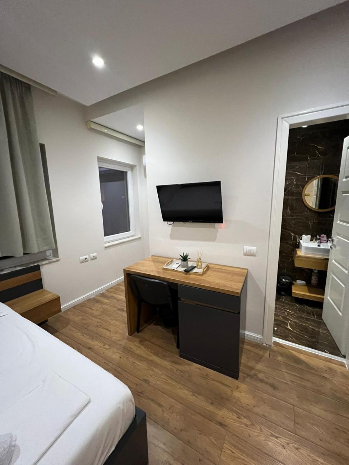 Urban Room 5 Tiranë Ngoại thất bức ảnh